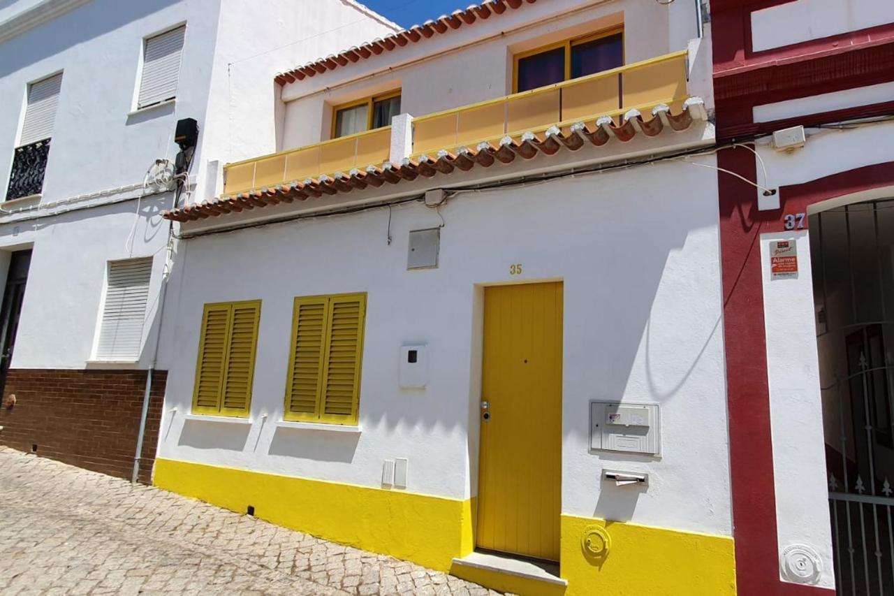 Lovelystay - Yellow Submarine House Lagos Eksteriør bilde