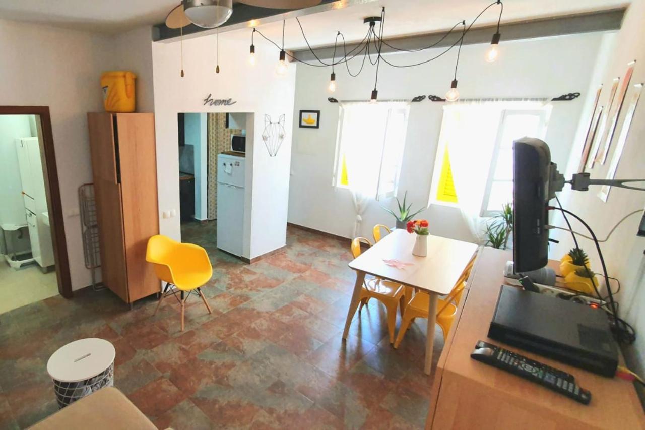 Lovelystay - Yellow Submarine House Lagos Eksteriør bilde
